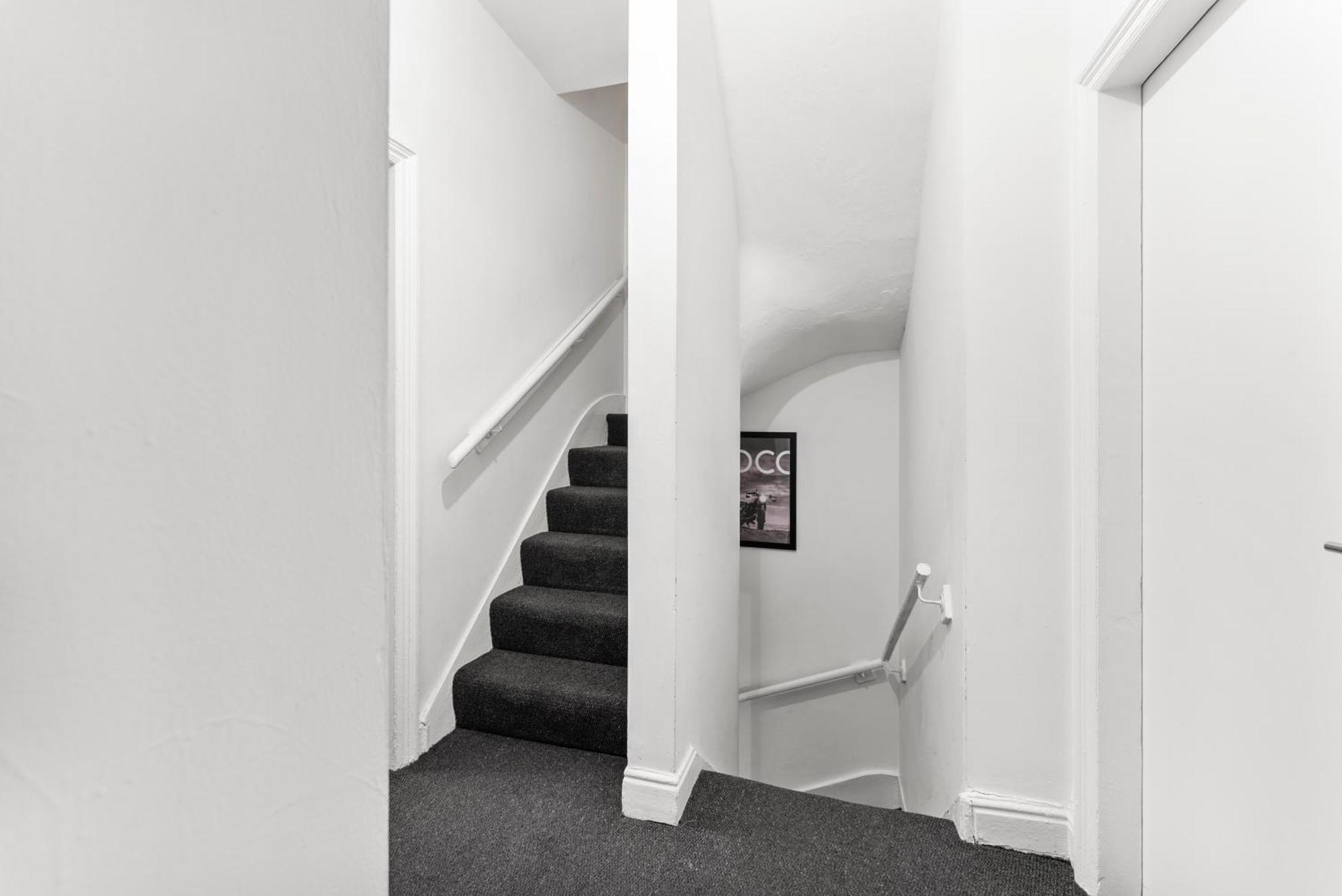 20 Percent Off! Stylish Sheffield Abode Sleeps 12 Apartman Kültér fotó