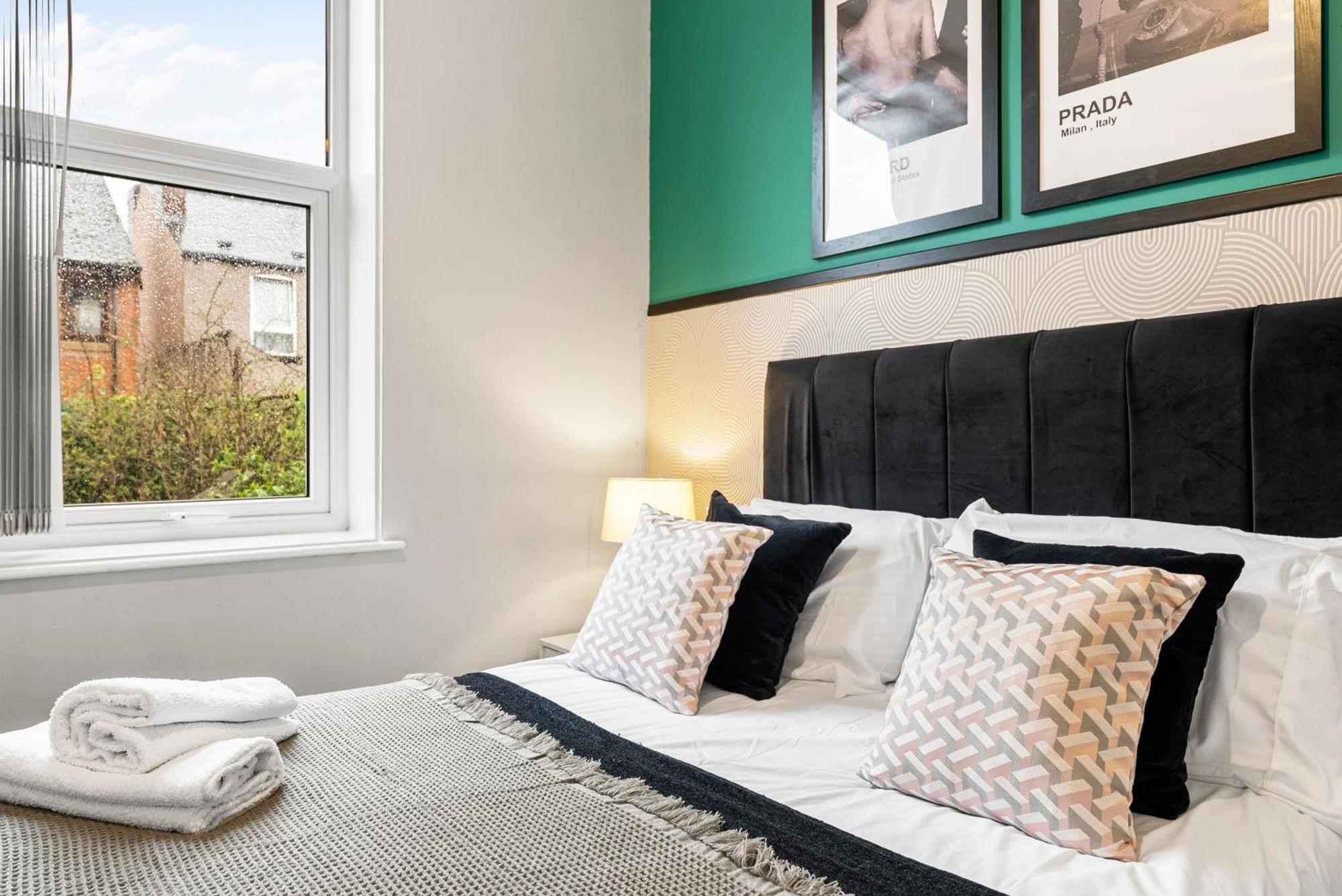 20 Percent Off! Stylish Sheffield Abode Sleeps 12 Apartman Kültér fotó