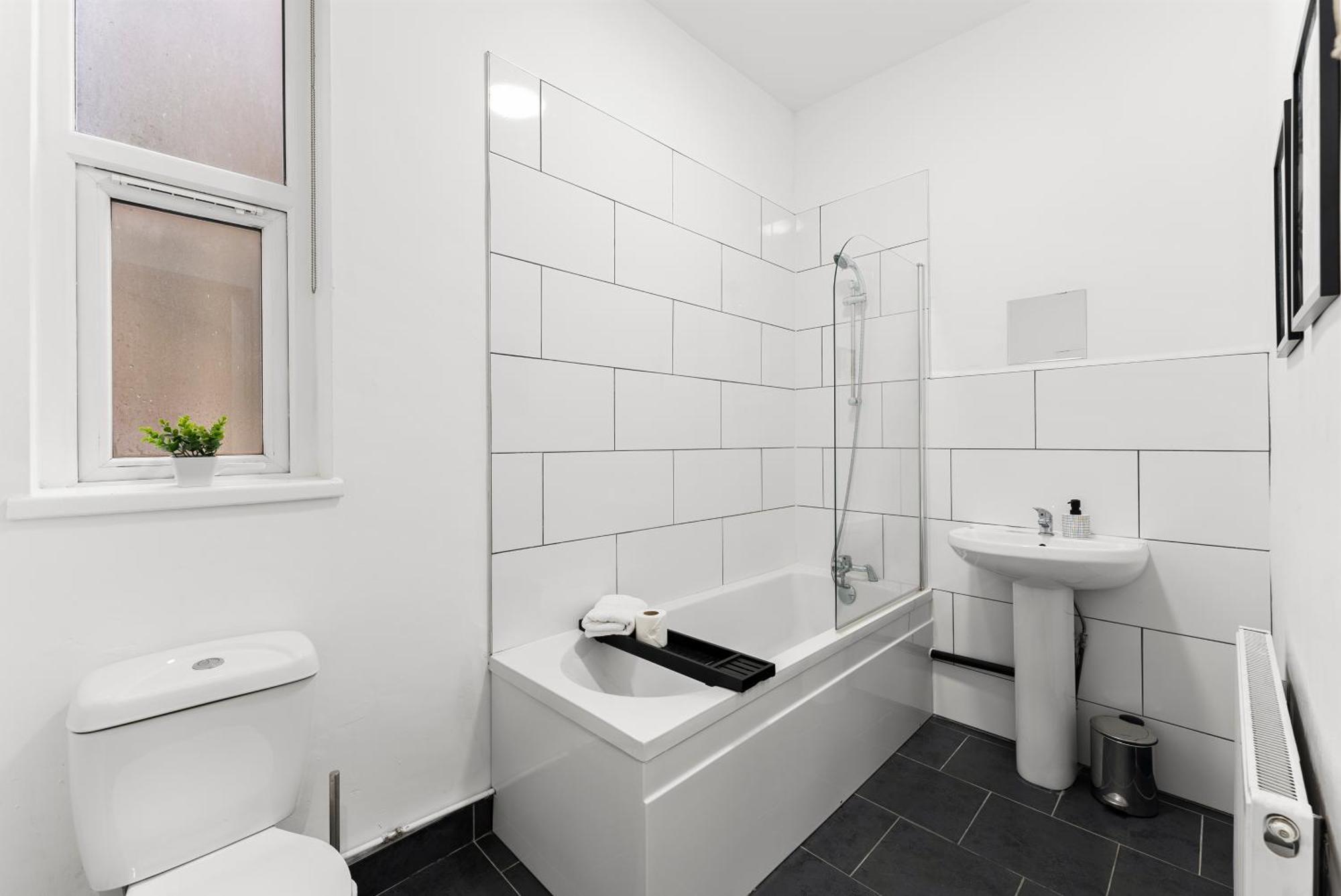 20 Percent Off! Stylish Sheffield Abode Sleeps 12 Apartman Kültér fotó